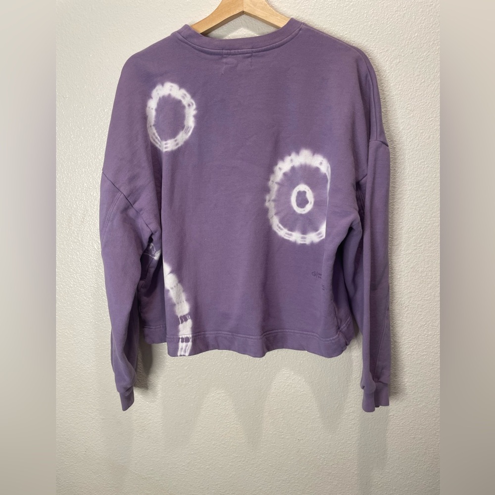 Disneyland Purple Mickey Tie-Dye Sweatshirt Size Medium - Picture 5 of 7